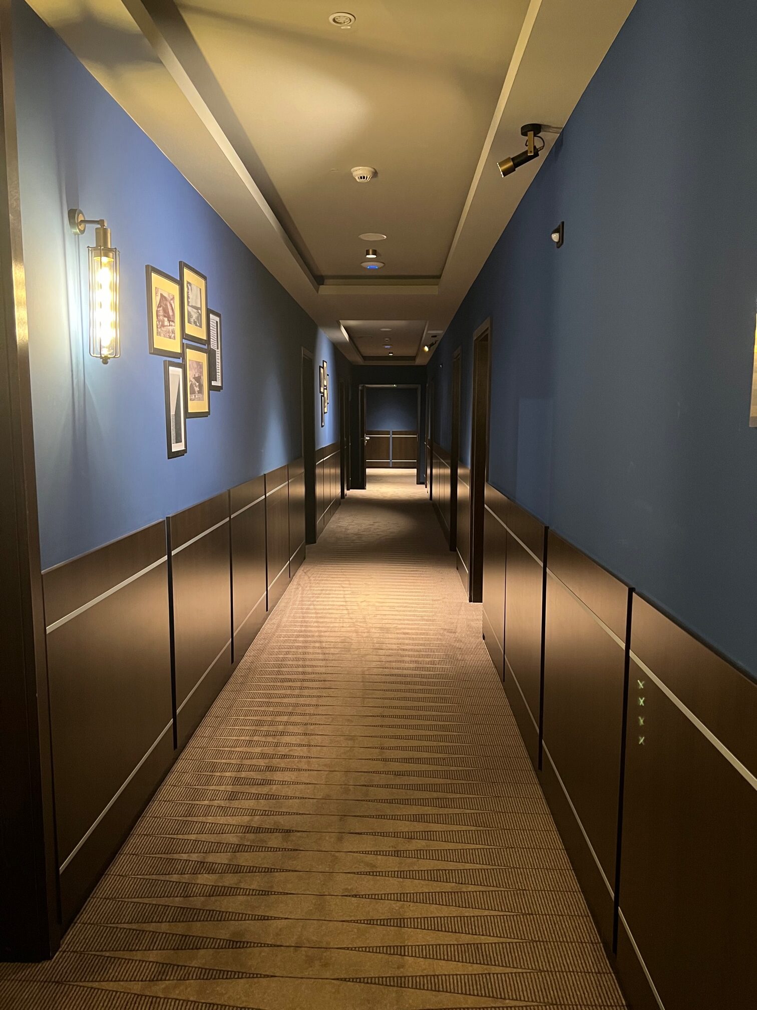 Wohnungsrenovierung Berlin – Komplettrenovierung durch Malerbetrieb Mitte