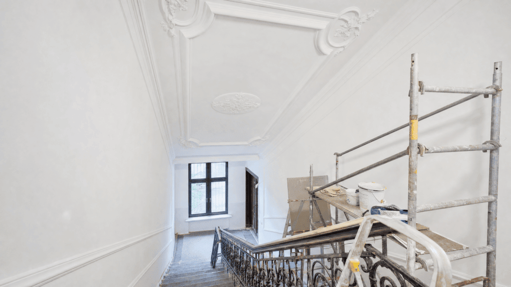 Treppenhaussanierung Berlin - Altbau Treppenhaus nach Sanierung